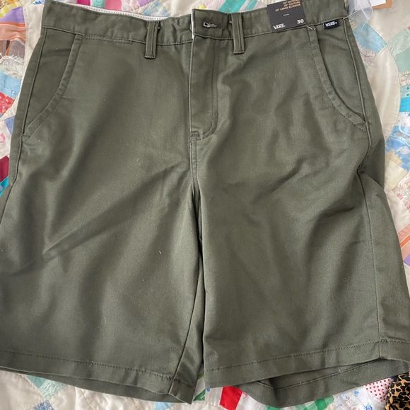 Vans shorts - Picture 3 of 3